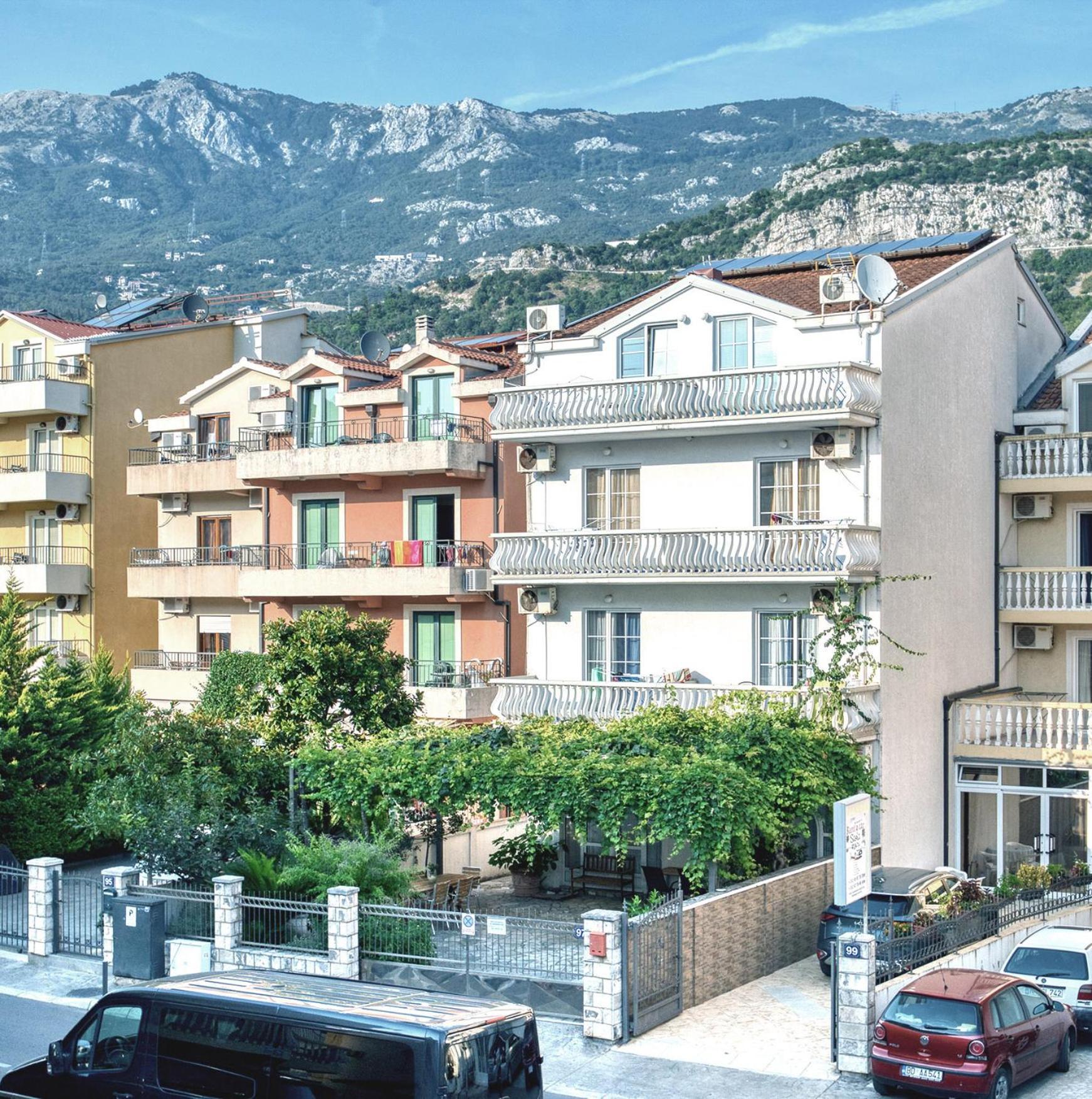 Sun Guest House Budva Buitenkant foto